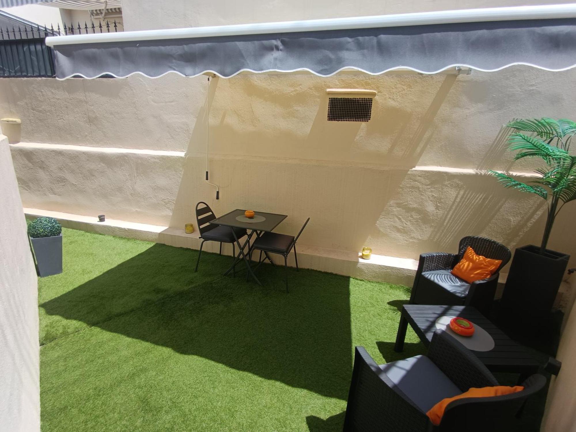 Coquet 2 Pieces Entierement Renove Et Climatise Apartment *